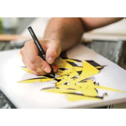 MOLOTOW™ BLACKLINER PERMANENT