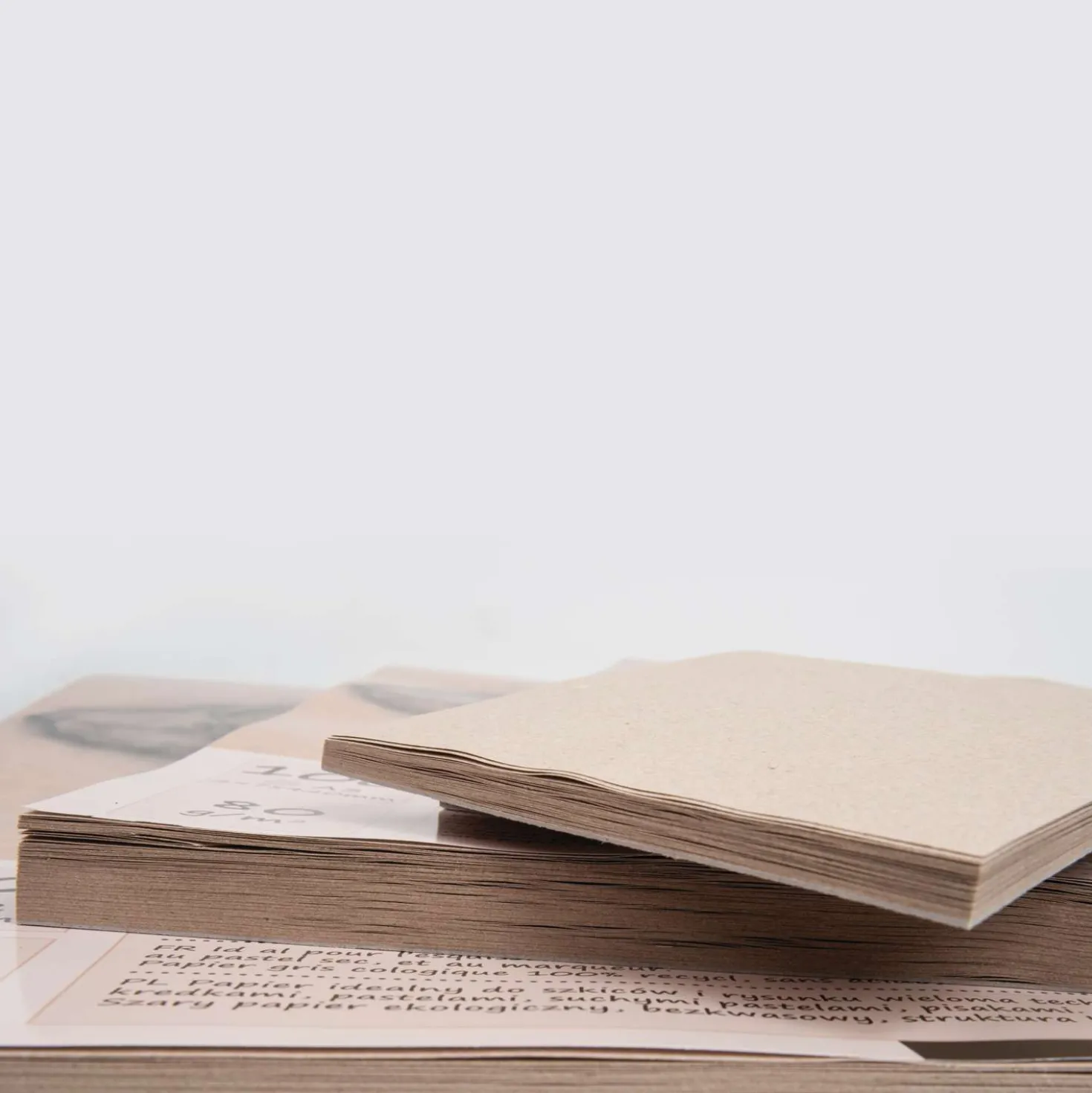 Skizzenblock 100% mit graubraunem ökologischen Recycling Papier